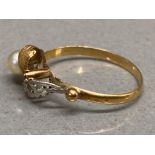 18ct yellow gold dress ring with large single Pearl & 4 white stones, size L1/2, 1.2g, (not