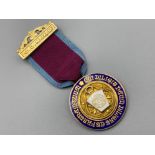 Hallmarked Birmingham silver & enamelled Grand lodge of Mark master mason medal, Steward 1965,