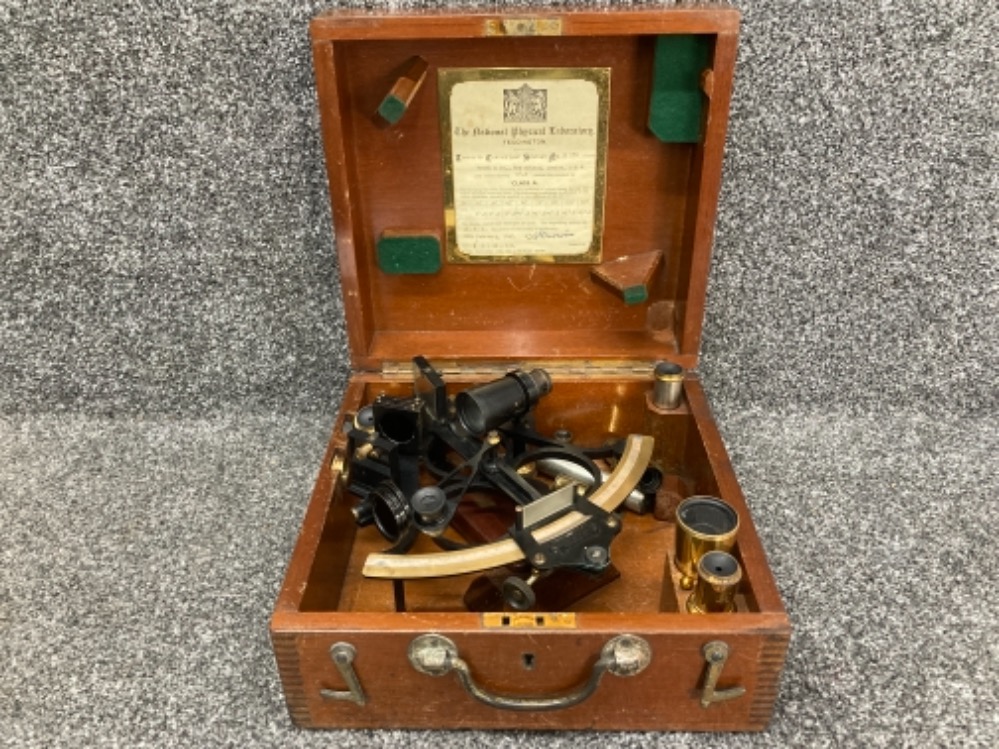 A cased mid-20th century Heath & Co 'Hezzanith Endless Tangent Screw Automatic Clamp Rapid-Reader'