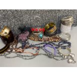 Tub containing mixed gemstone necklaces all with silver clasps & a variety of mixed design costume