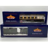 Bachmann Branch-line model carriages & locomotive with tender - BR MK1 BSP Pullman bar second & A4