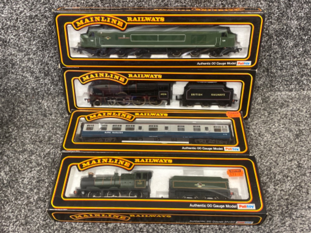 A total of 4 Mainline railways authentic 00 gauge models, includes Restaurant car, Diesel locomotive