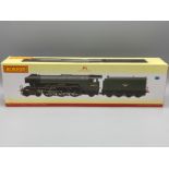 Hornby 00 scale model railways locomotive & tender - R 2342 BR 4-6-2 class A3 locomotive ‘white