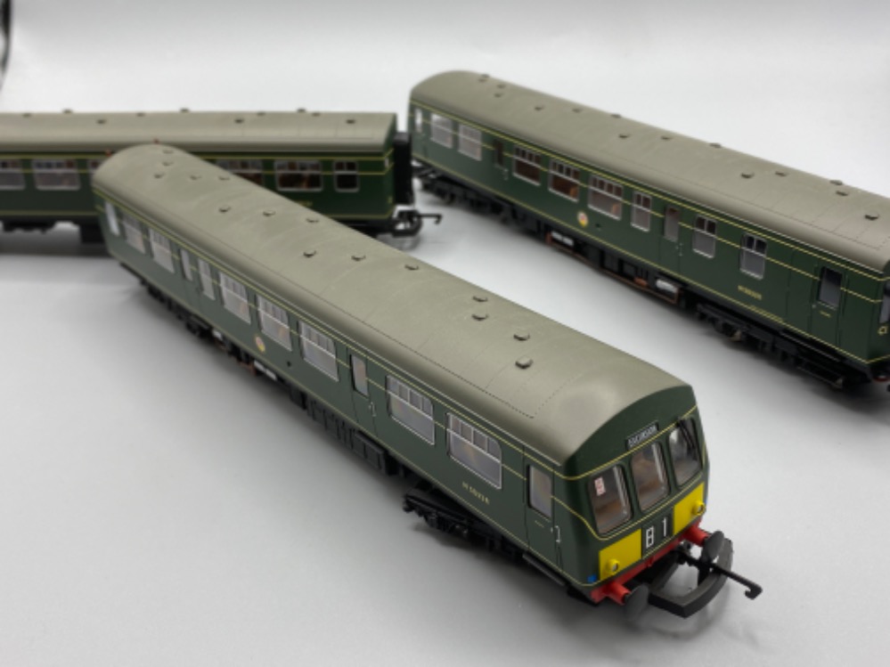 Hornby 00 Guage scale model 3 piece set with original box - Class 101 Diesel multiple unit,