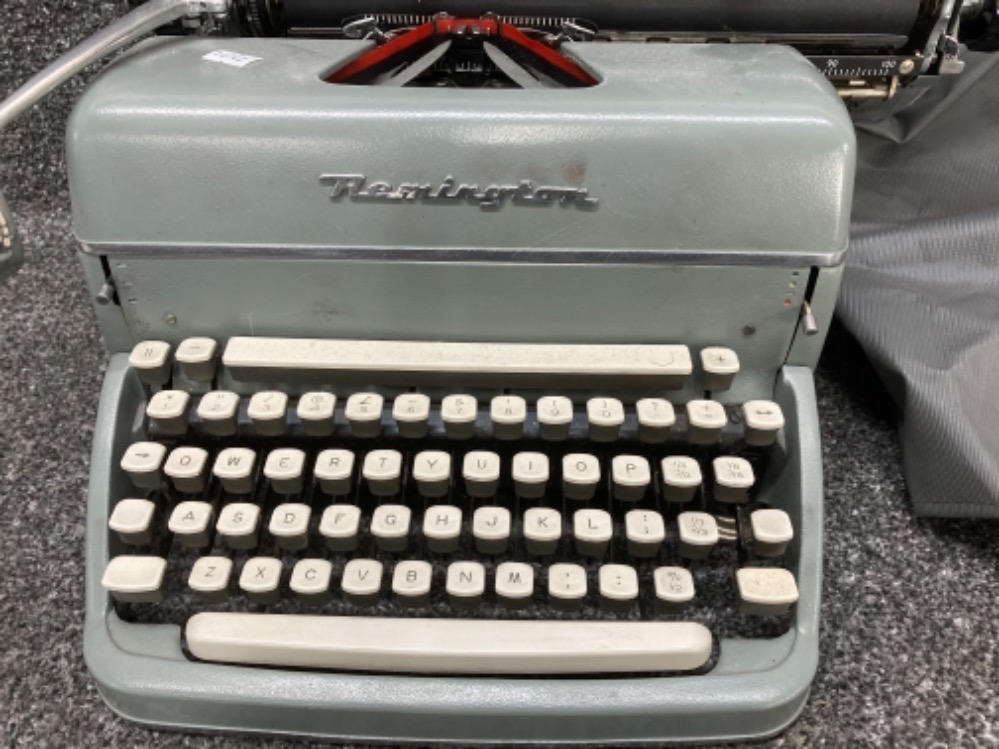 A Remington typewriter with cover - Image 2 of 2