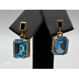 Ladies 9ct gold blue stone drop earrings 4.1g