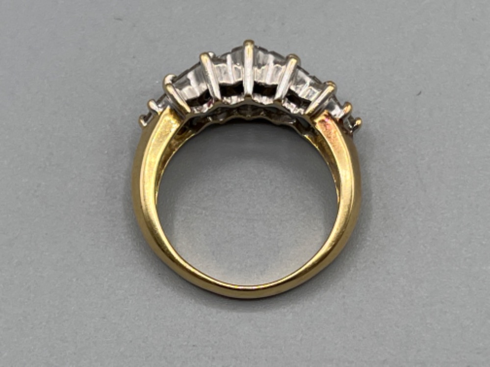 18ct gold diamond cluster ring. 7.4g size Q - Image 3 of 3