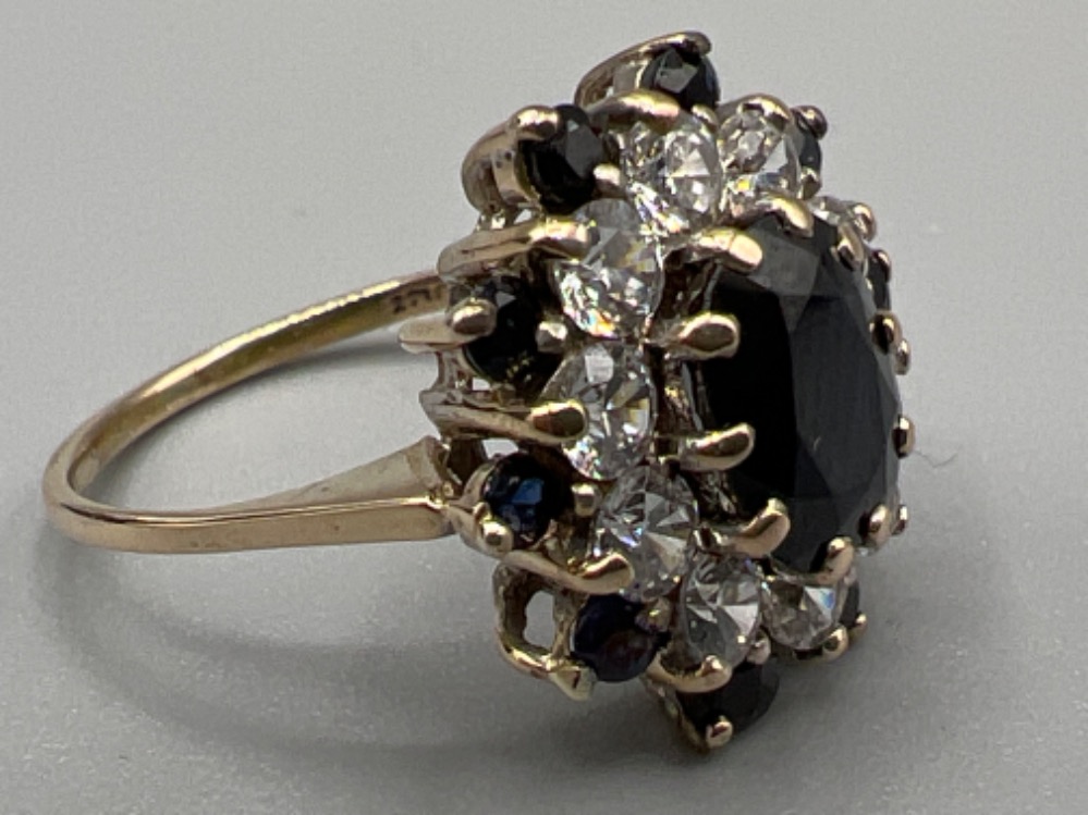 Ladies 9ct gold sapphire and cz cluster ring. 1.25ct central stone 3.3G size K - Image 2 of 2