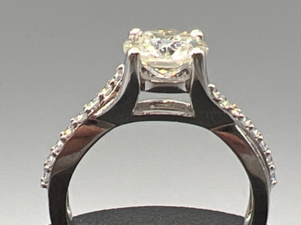 Stunning 18ct white gold 1.59 Old cut diamond ring J/K Si1 Diamond Set Mount. 5.37g Size N1/2 - Image 3 of 4