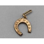 9ct gold lucky horseshoe charm .8g