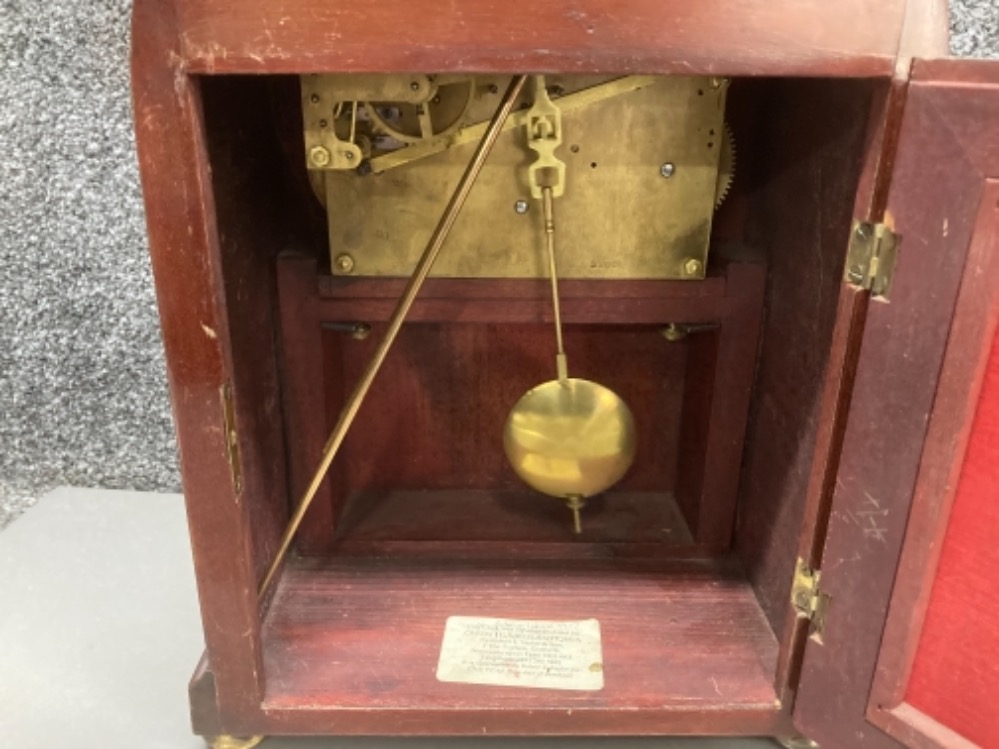 An Edwardian inlaid mahogany mantle clock with key - Image 2 of 2