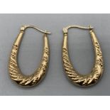 9ct gold oval patterned earrings 1.8g