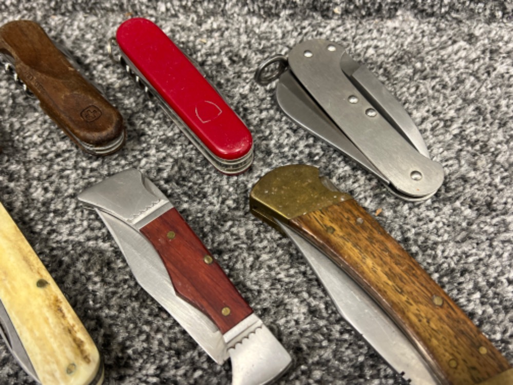 10 various folding/pocket knives - Image 2 of 3