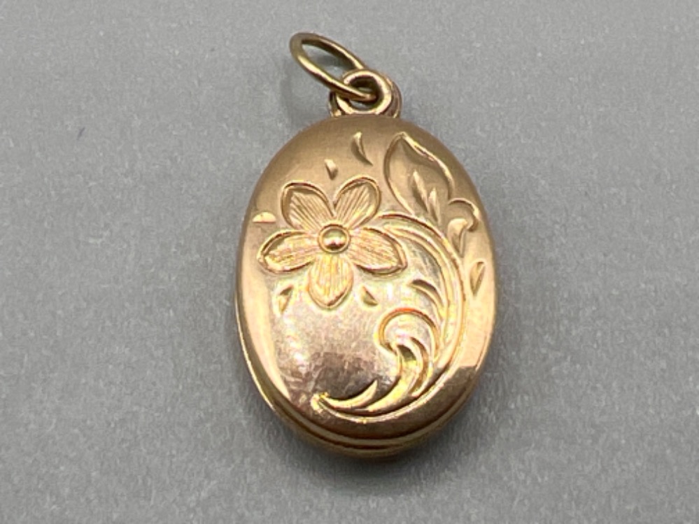 9ct gold locket pendant 1g