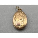 9ct gold locket pendant 1g