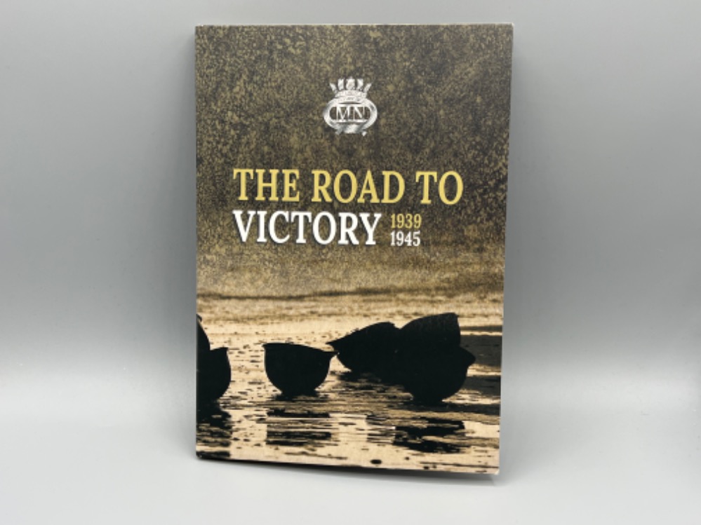 The road to victory Crown coin collection 1939-1945. Silver and 9ct coin set complete and