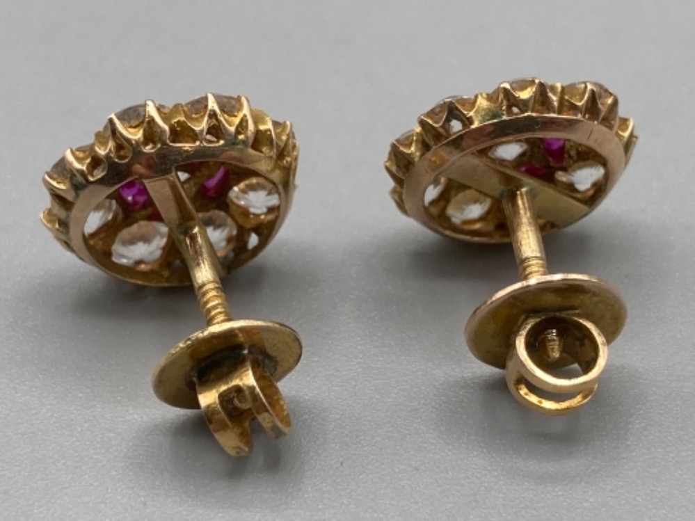 A pair of 9ct gold ruby and paste earrings with screw fittings 3.2g gross - Bild 2 aus 2