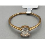 9ct gold and zircon ring by Gemporia size T 1/2 1.4g gross with COA