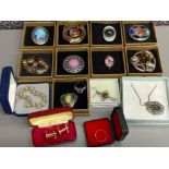 Mixture and f costume jewellery brooches, pendant on chain & cufflinks etc including blue agate