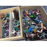 2 boxes of miscellaneous toy soldiers, cowboys & Indians etc