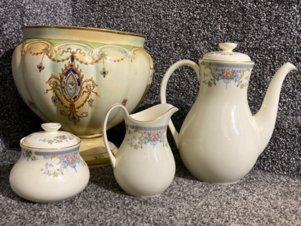 3 pieces of Royal Doulton English fine bone China includes teapot, creamer & lidded pot, all part of - Image 2 of 3