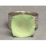 Silver & green stone ring, size O1/2, 6.7g gross