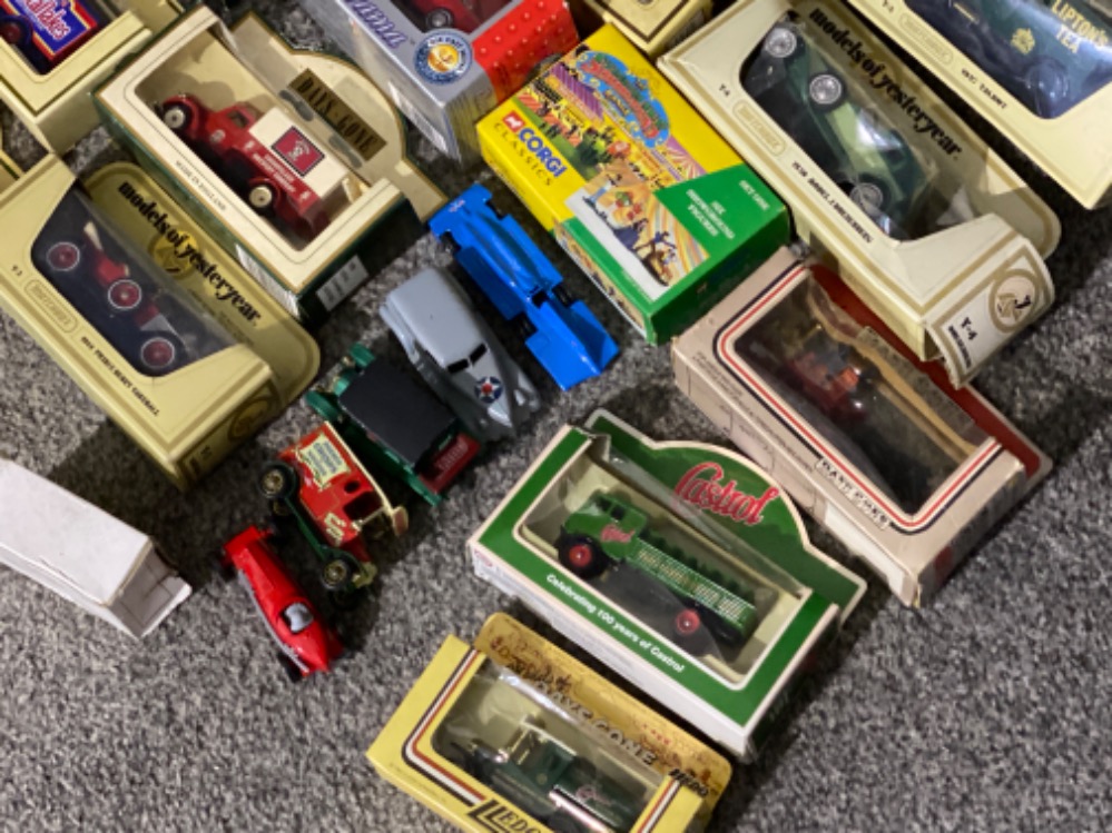 Box of diecast vehicles mainly Days Gone & Models of Yesteryear, also includes Ledo & Corgi, - Image 3 of 3