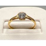 Ladies 18ct gold cz solitaire ring. 1.6g size N