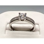 Ladies 14ct white gold white stone ring. 2.5g size P