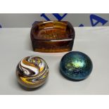 3 Scandinavian/whitefriars amber glass ashtray/nutdish together with a signed swirl Wedgwood