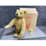 Limited edition Vintage German Steiff teddy bear, part of the ‘classic-Serie’ - ‘classic teddybar