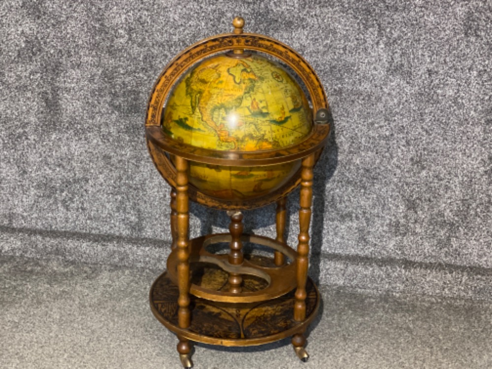 Vintage Italian replica of a 16th century revolving globe drinks trolley, with star constellation