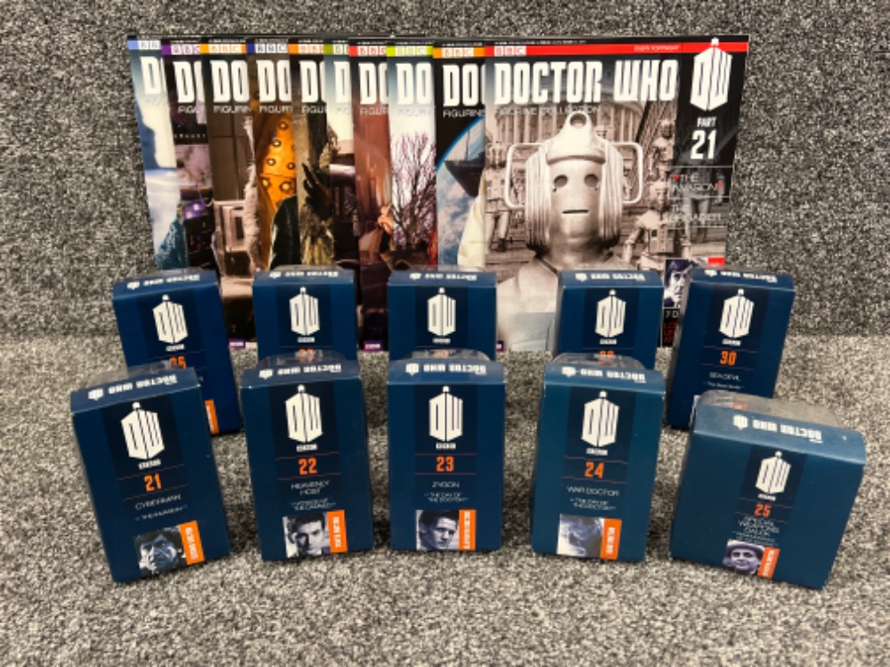 BBC Doctor Who 21 - 30 collectable figures and booklets (10)