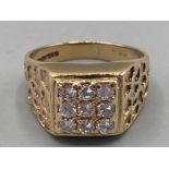 Gents 9ct yellow gold cubic zirconia cluster ring size U 7.1g gross