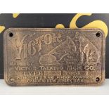 Cast metal Victor (HMV) plaque