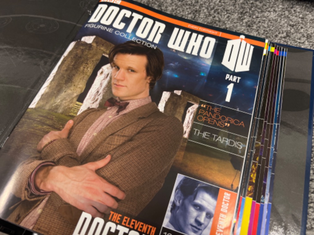 BBC Doctor Who 1 - 10 collectable model figures and booklets (10) - Image 3 of 4