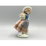 Lladro 5221 “Sweet scent” in good condition
