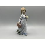 Lladro 7604 “School days” in good condition