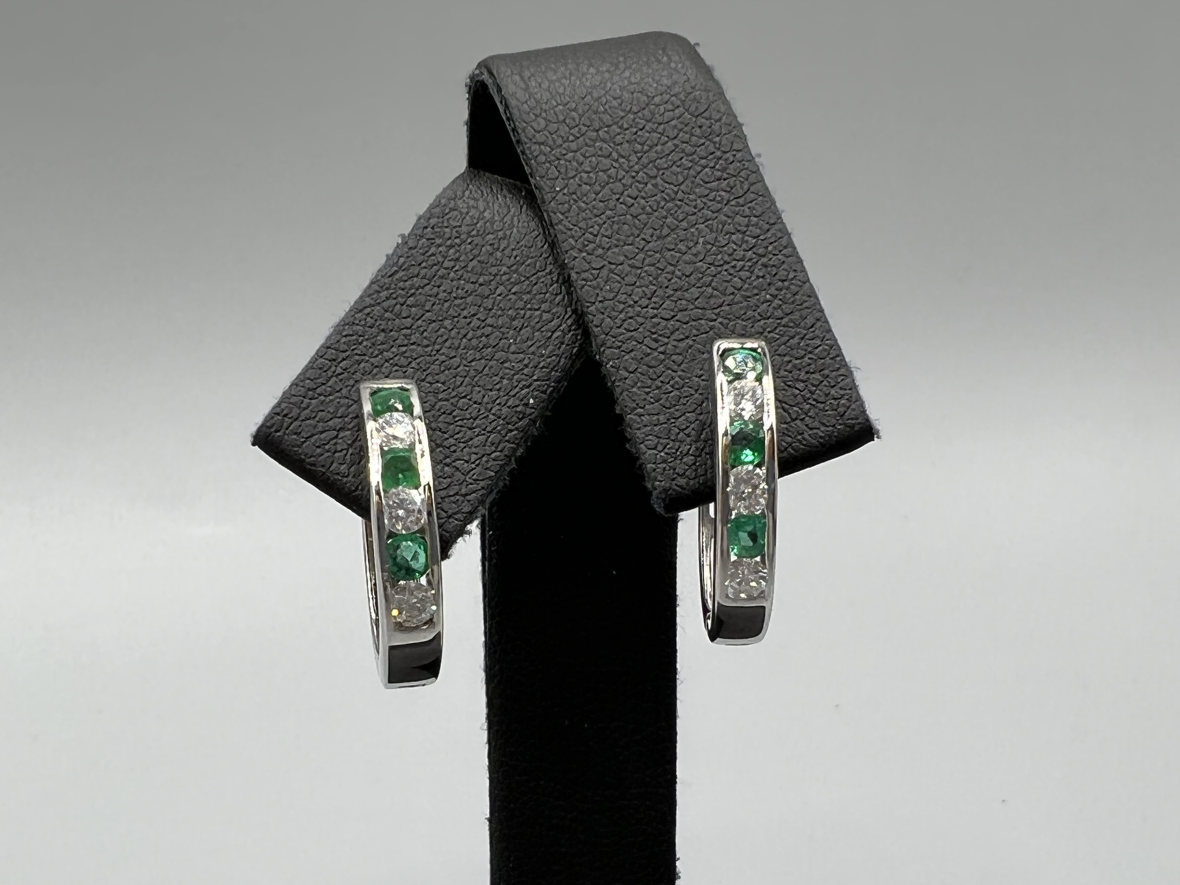 Brand New Ex-Display Diamond & Emerald Hoop Earring - 4grams - Image 3 of 3