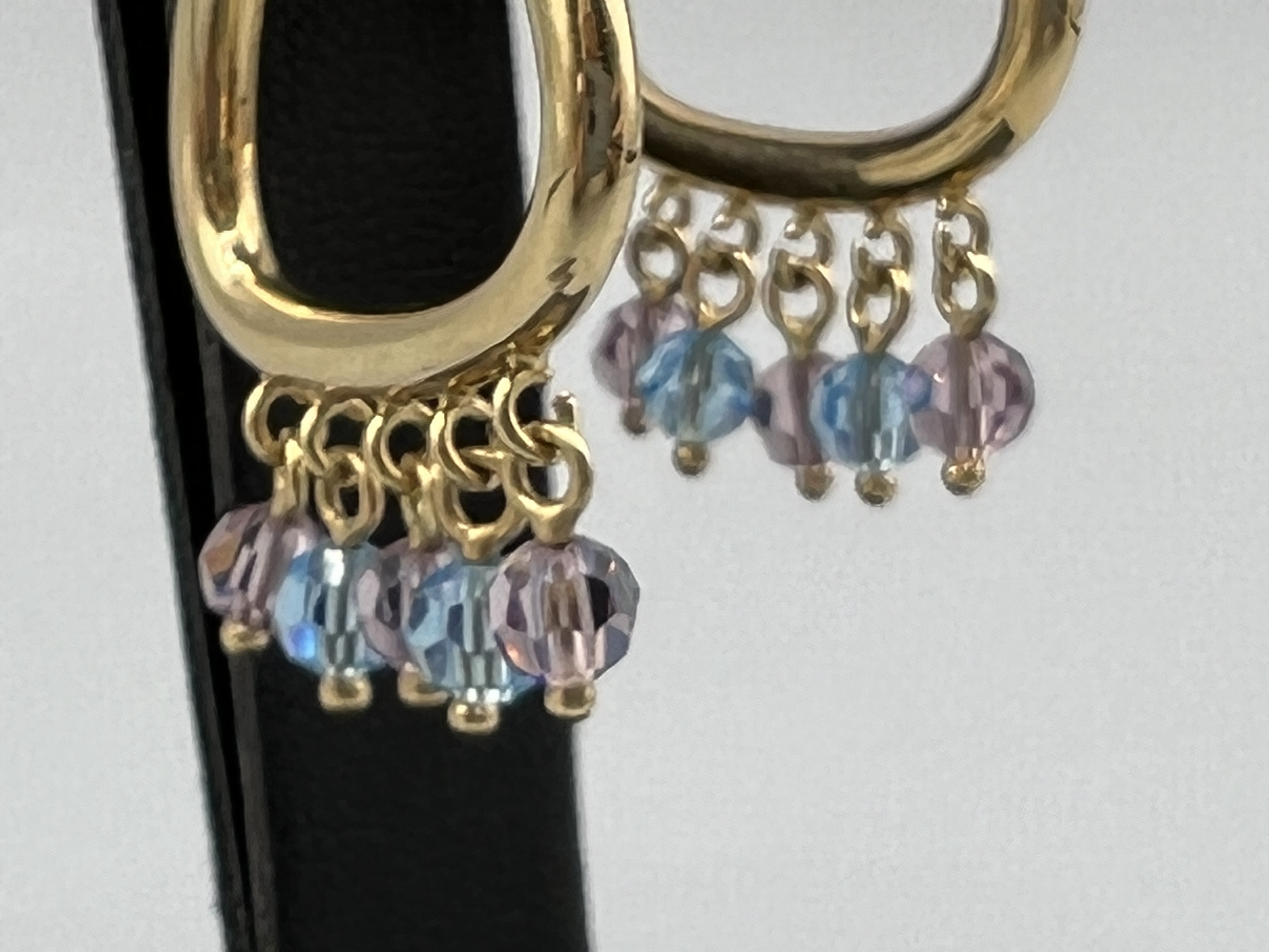 9ct Gold & Blue Stone Fancy Pattern Earrings - 2.8grams - Image 3 of 3