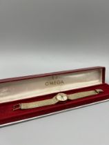Vintage 9ct Gold Automatic Omega Watch with Gold Strap 16cm in length - Full working order &