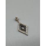 9ct Gold White & Black Diamond Pendant - 1.8gram