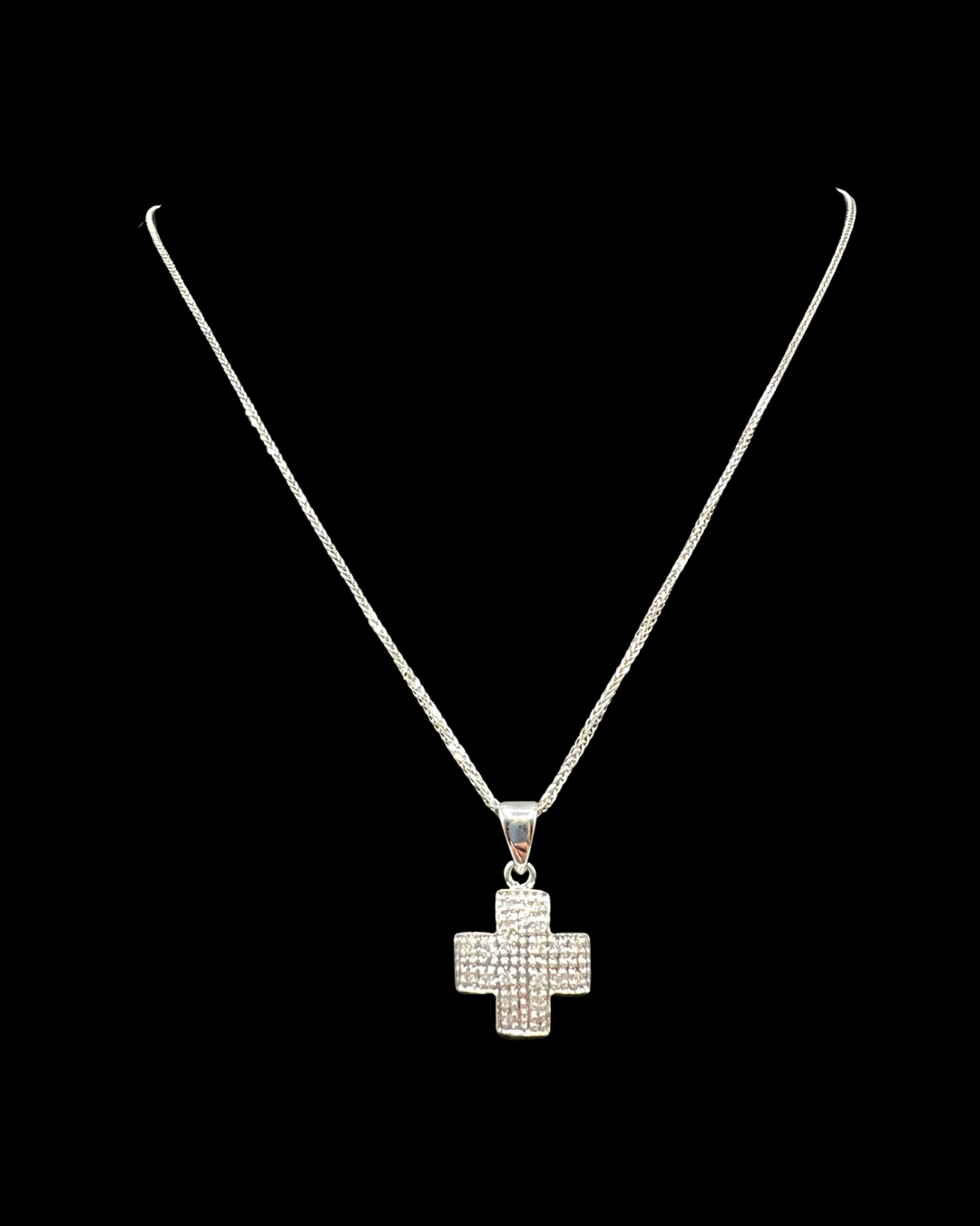 9ct White Gold & 3/4ct Diamond Set Cross & Chain 46cm in length - Very Good Condition - 4.2 grams