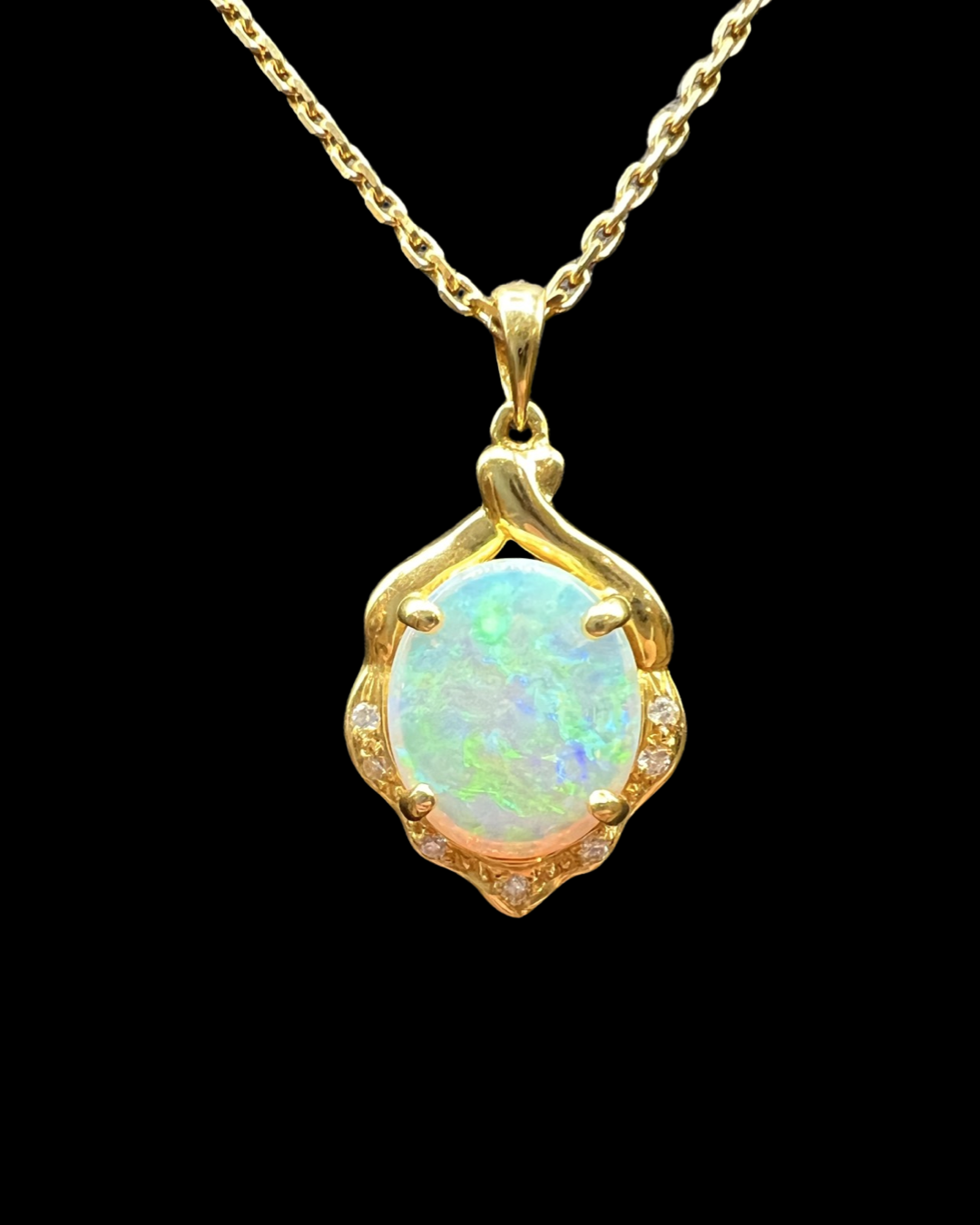 18ct Gold Large Oval Opal & Diamond Pendant & Chain 45cm in length - Opal 12mm x 10mm - 6.2grams - Image 2 of 2