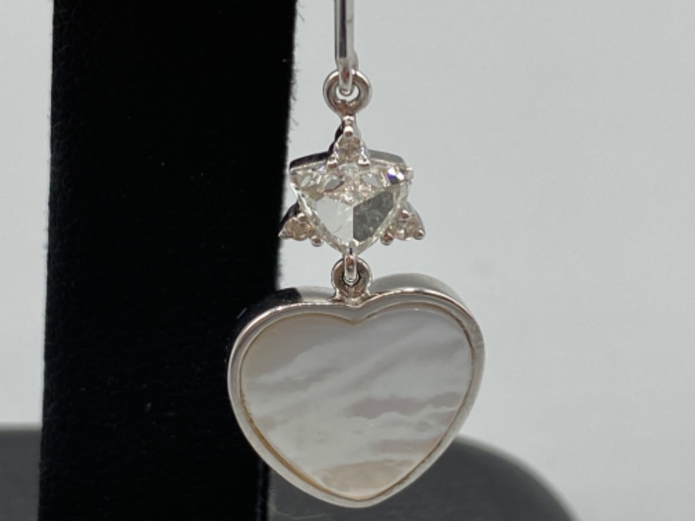 18ct White Gold Mother of Pear Heart Shaped Earrings Comprising of 0.7cts total of diamonds - Image 3 of 3