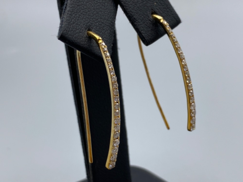 9ct Yellow Gold Drop Diamond Earrings Comprising of 0.34 ct of Diamonds weighing 1.73 grams - Image 2 of 2