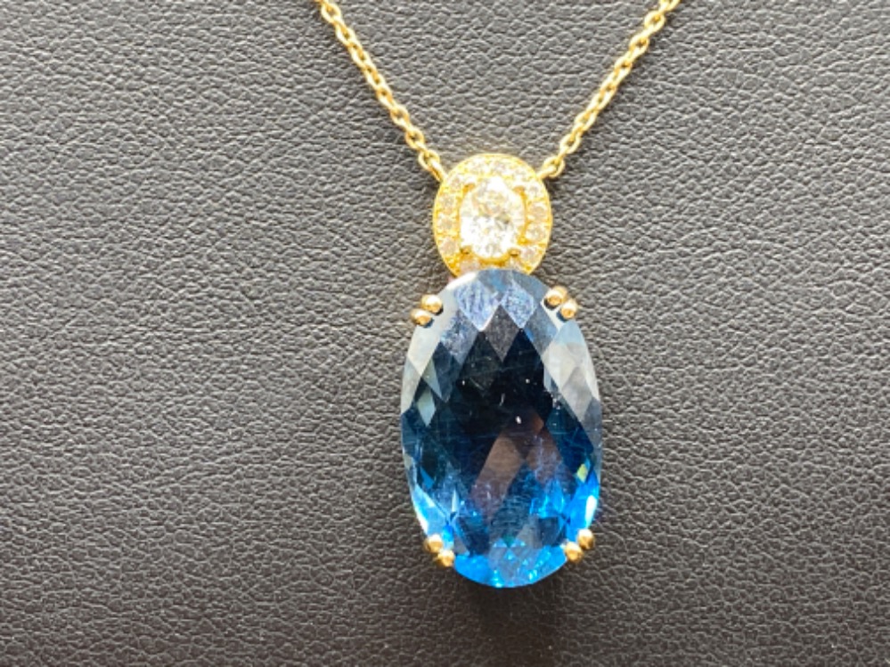18ct Gold Blue Stone and Diamond Pendant (0.46ct) & Chain 42cm in length - Image 2 of 3