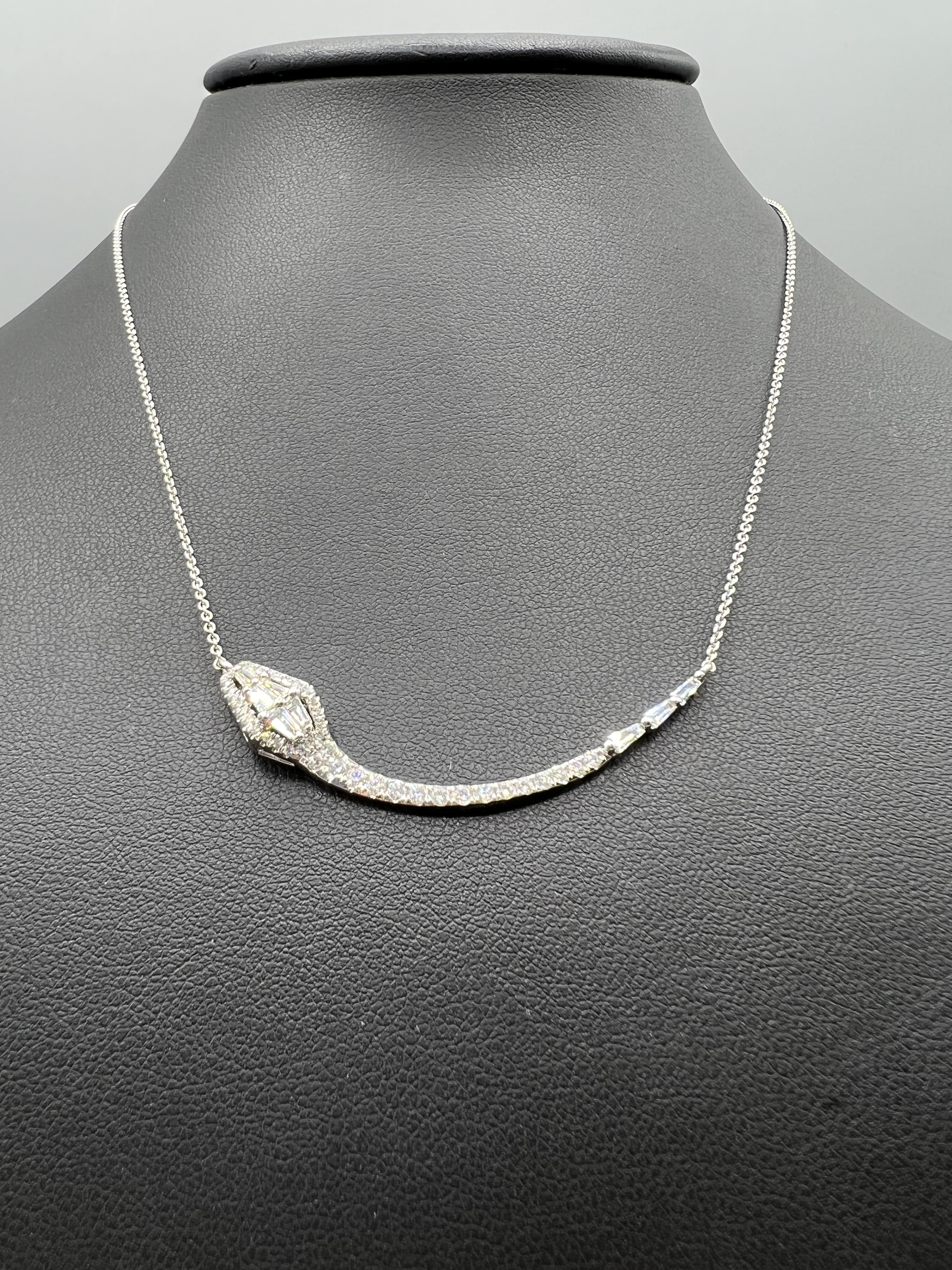 Brand New Ex-Display 18ct White Gold & Diamond Matching Snake Pattern Ring & Necklace Set (Chain - Image 3 of 3