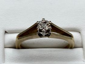 Vintage 9ct gold diamond solitaire ring. Size M (2.5g)