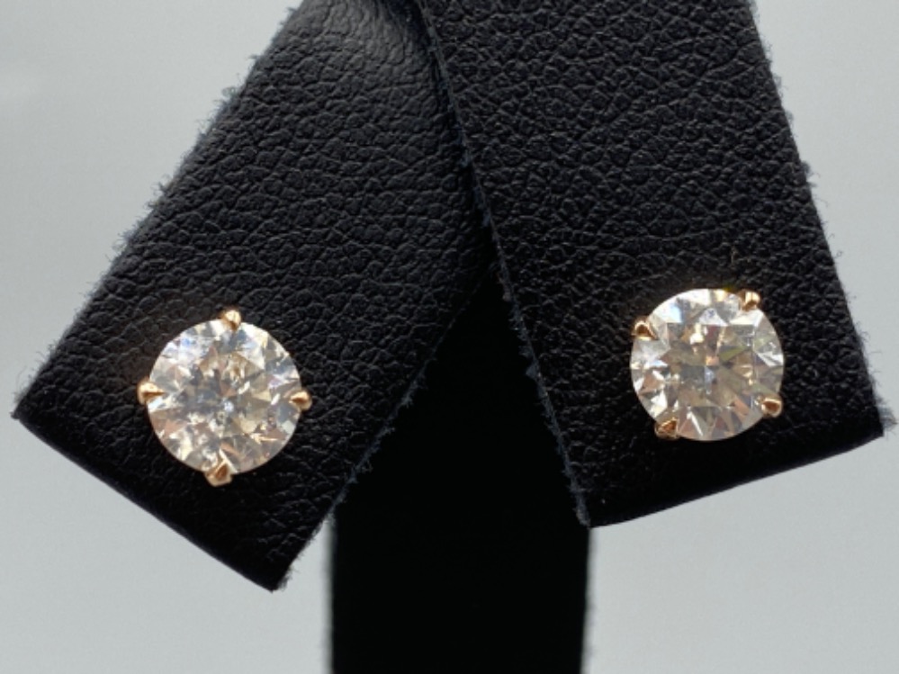 18ct Rose Gold Diamond Stud Earrings 1.93ct Total weighing 1.95 grams